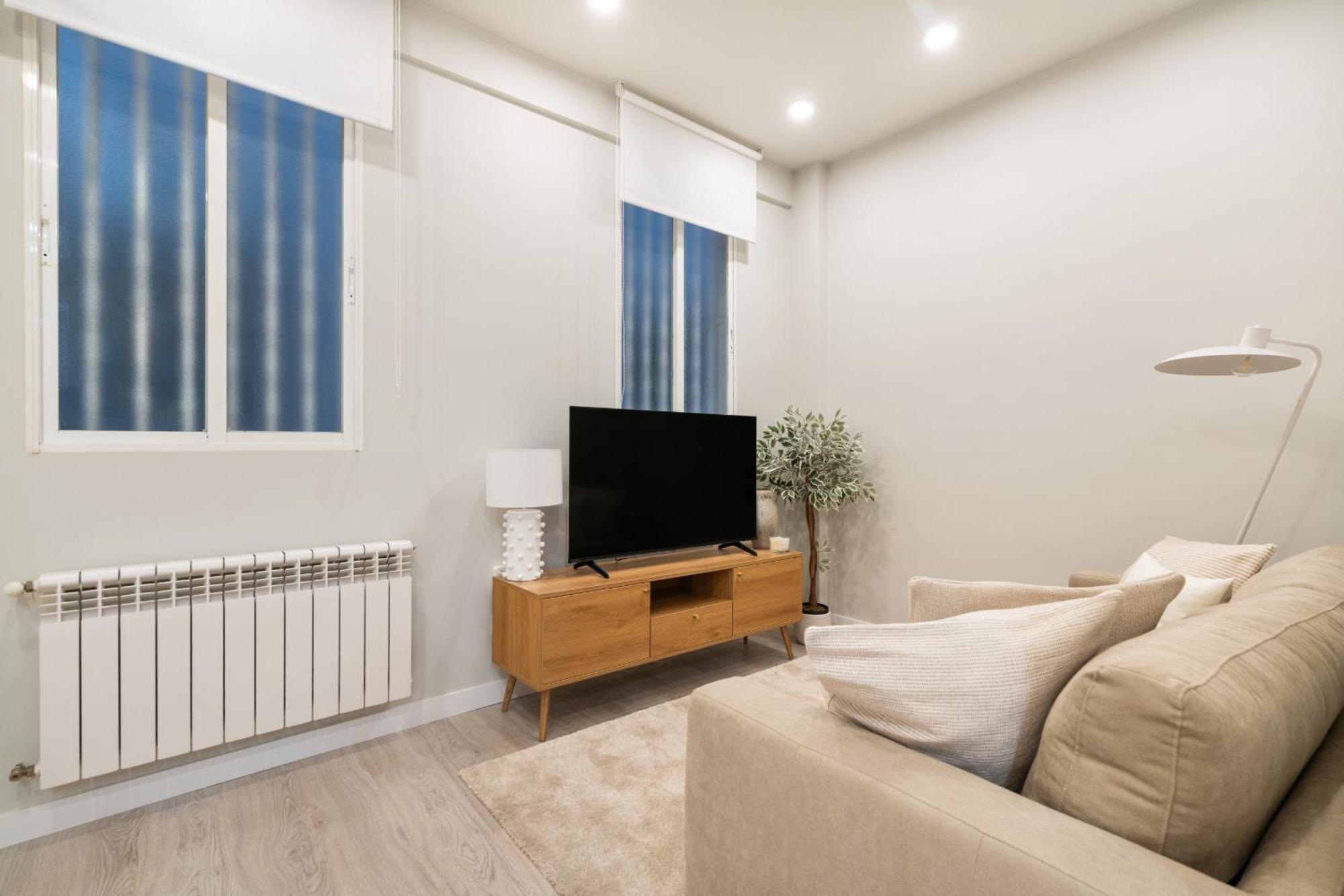 Apartamento Reformado En Metro Ibiza Alquiler Temporal Мадрид Экстерьер фото