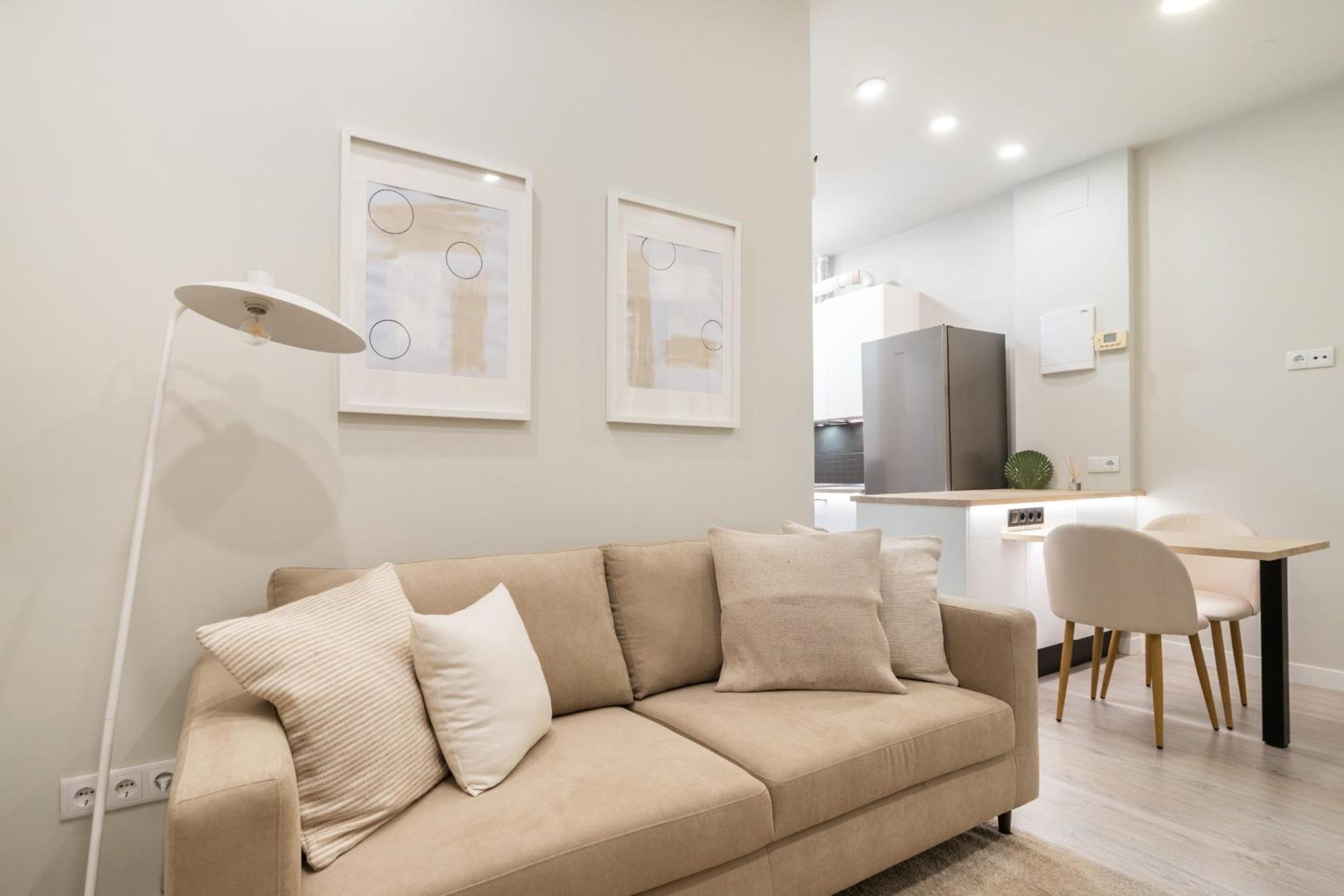 Apartamento Reformado En Metro Ibiza Alquiler Temporal Мадрид Экстерьер фото